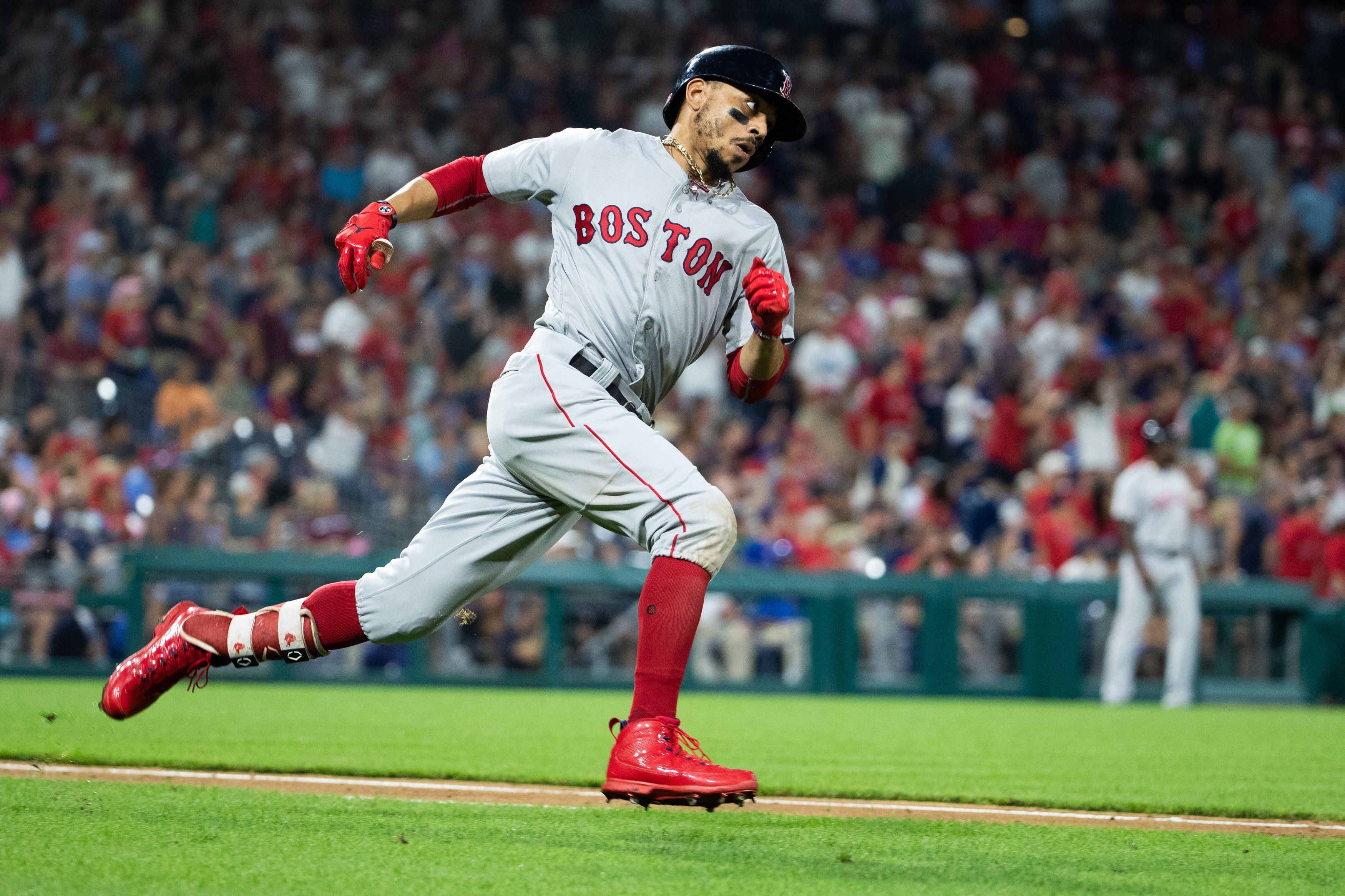 Red Sox Trade Star RF Mookie Betts to Dodgers - yoursportspo