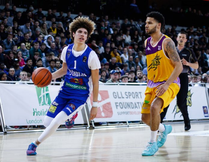 LaMelo Ball (left) playing in Lithuania in 2018