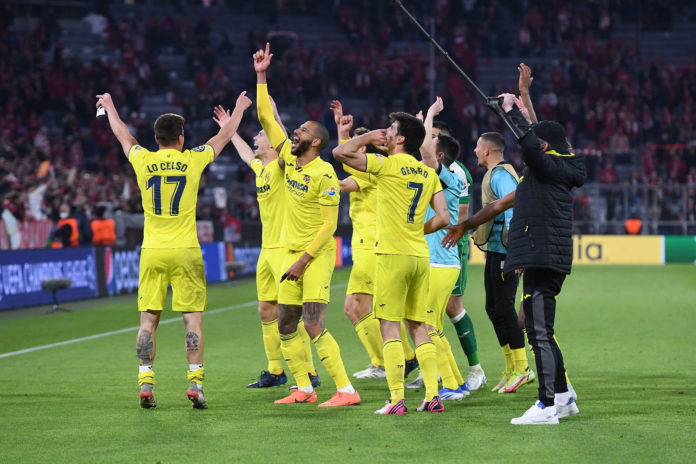 Final cheers from Villareal FC Bayern Munich v FC Villarreal during the UEFA Champions League Football match in April 2022