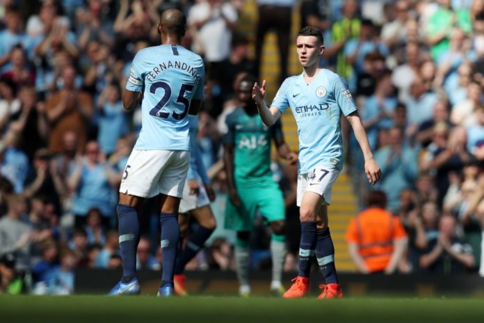 Phil Foden playing for Manchester City in 2019