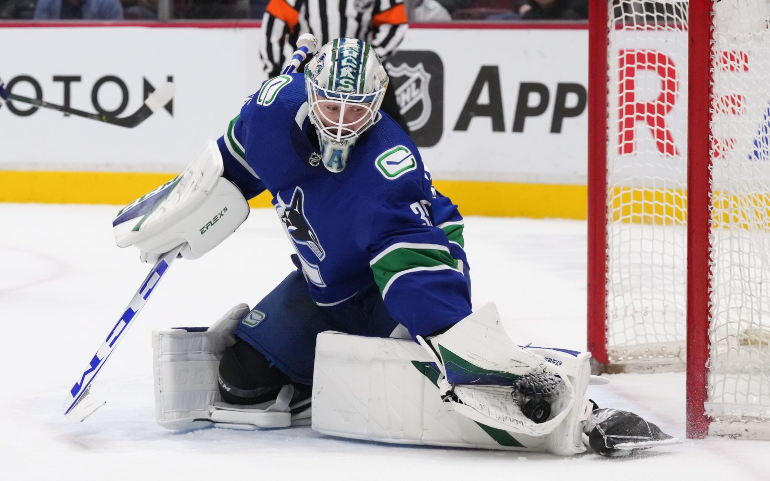 Canucks' Thatcher Demko Out For Six Weeks - Yoursportspot.com